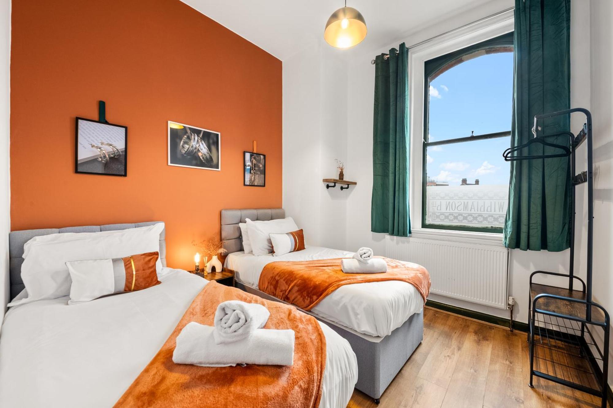 Spacious Birmingham City Apartment Экстерьер фото